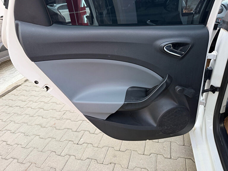 SEAT IBIZA