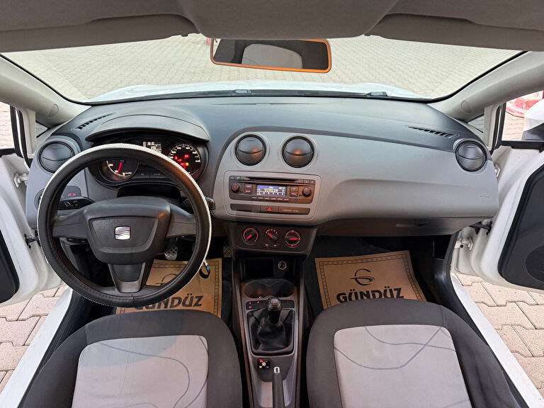 SEAT IBIZA