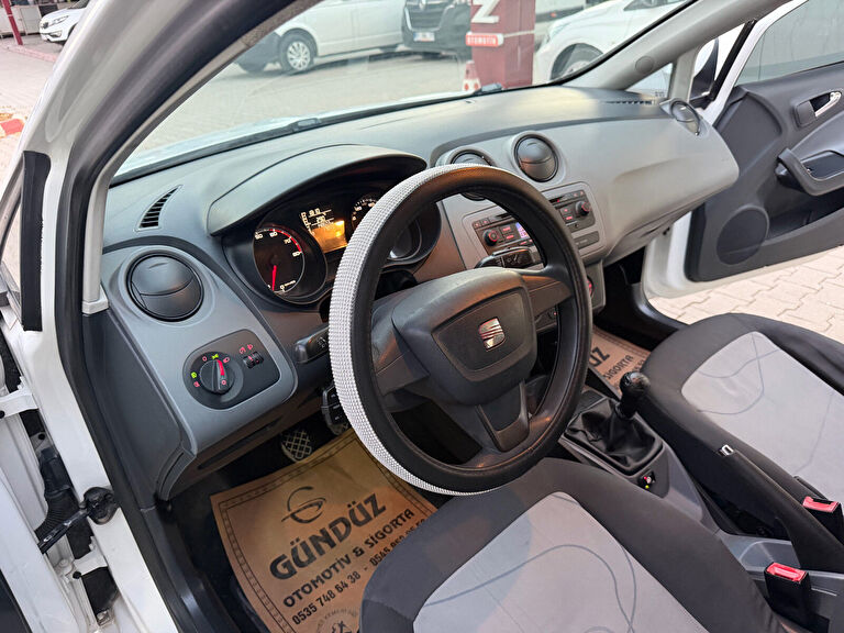 SEAT IBIZA