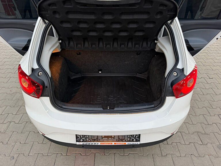 SEAT IBIZA