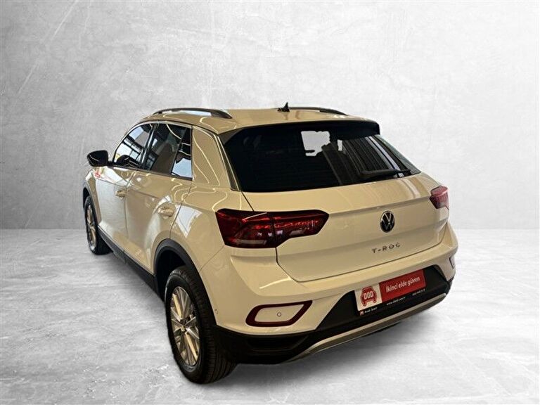 VOLKSWAGEN T-ROC