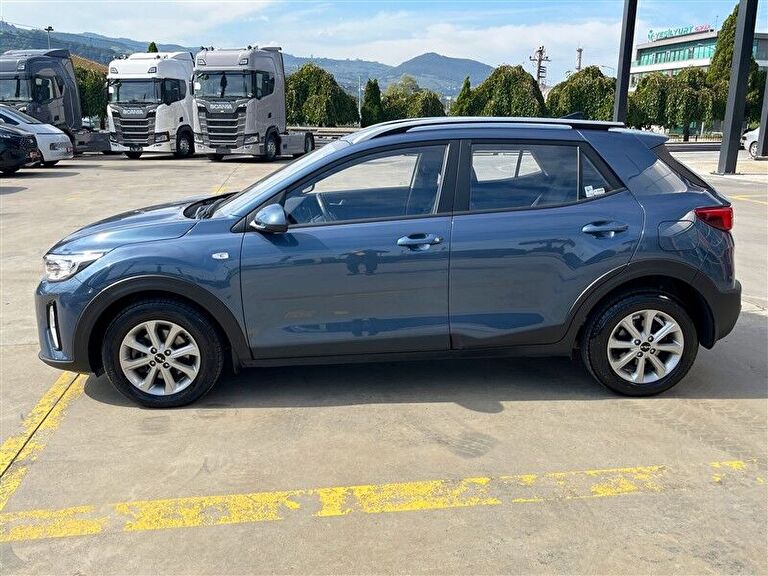 KIA STONIC