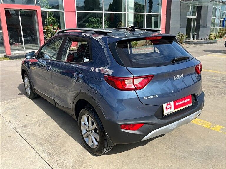 KIA STONIC