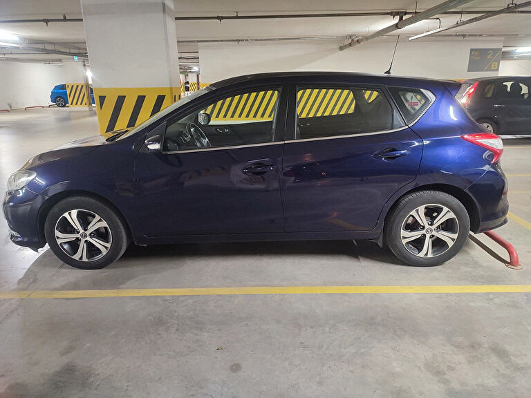 NISSAN PULSAR
