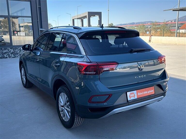 VOLKSWAGEN T-ROC