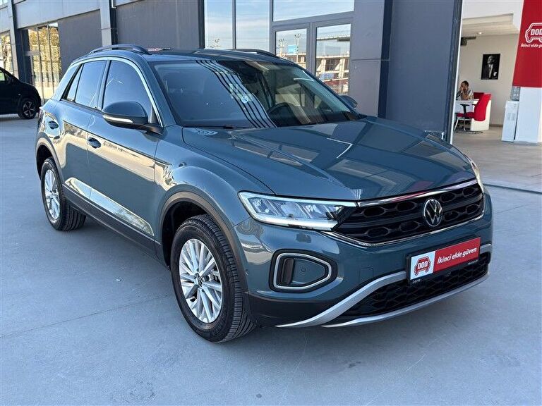 VOLKSWAGEN T-ROC