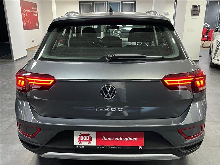 VOLKSWAGEN T-ROC