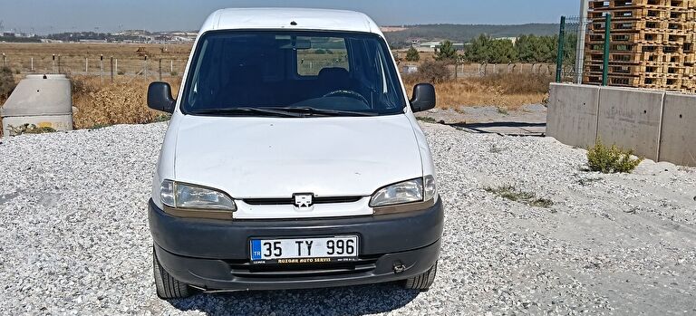 PEUGEOT PARTNER