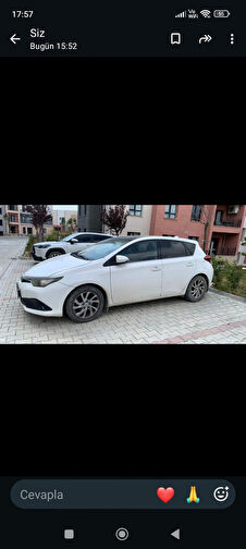 TOYOTA AURIS