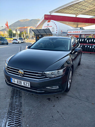 VOLKSWAGEN PASSAT VARIANT