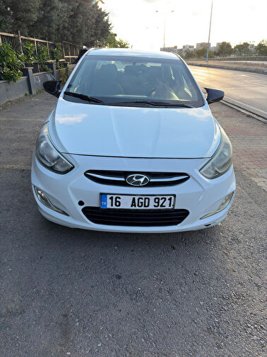 HYUNDAI ACCENT BLUE