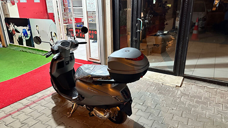 Mondial 125 Exon