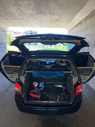 RENAULT SCENIC