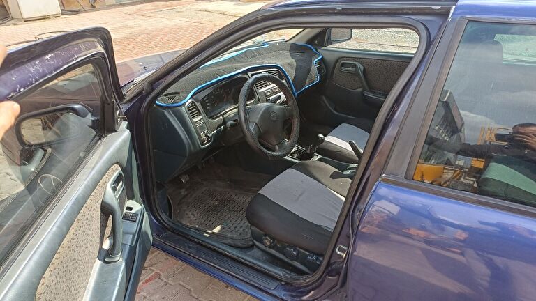 NISSAN PRIMERA