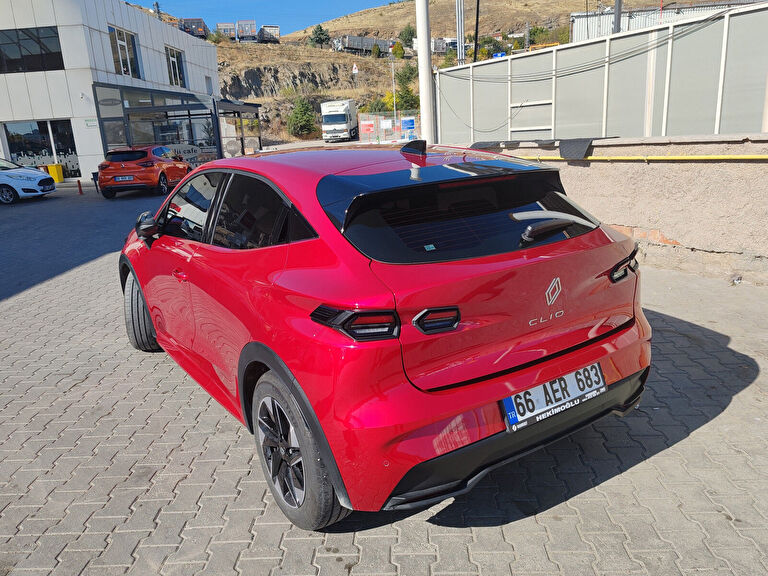 RENAULT CLIO