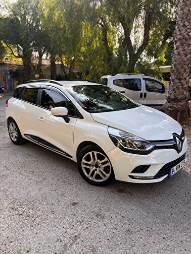 RENAULT CLIO SPORT TOURER