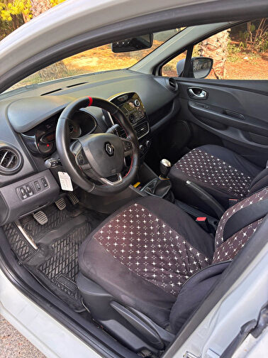 RENAULT CLIO SPORT TOURER
