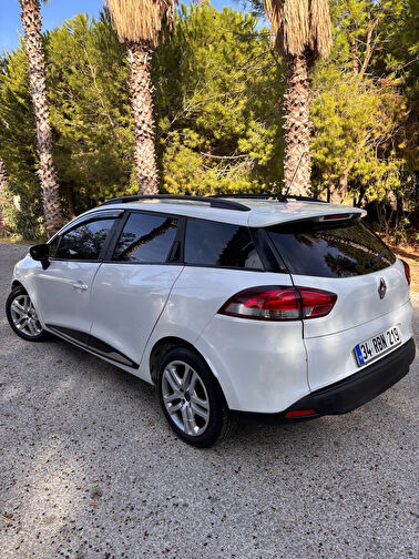 RENAULT CLIO SPORT TOURER