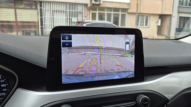 FORD FOCUS