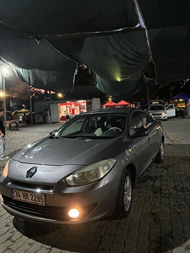 RENAULT FLUENCE