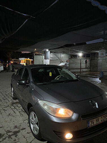 RENAULT FLUENCE