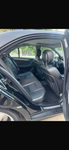 MERCEDES-BENZ C-SERISI