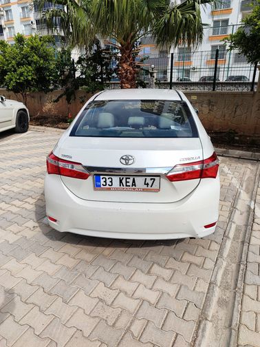 TOYOTA COROLLA
