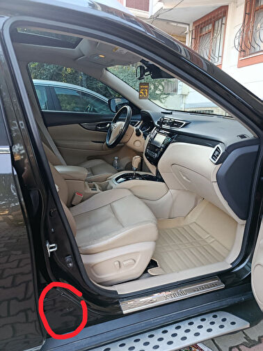 NISSAN X-TRAIL