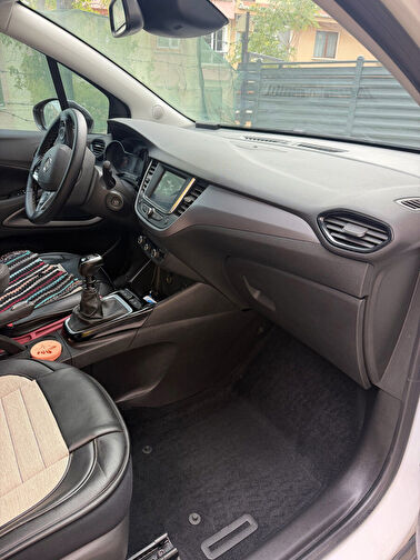 OPEL CROSSLAND