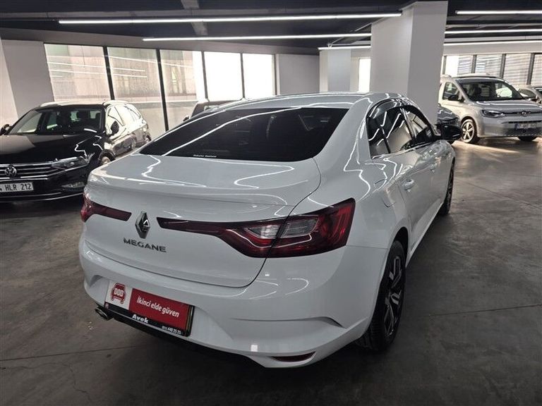 RENAULT MEGANE