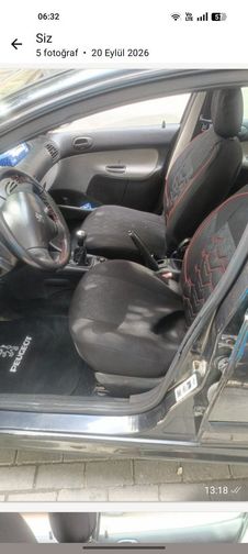 PEUGEOT 206