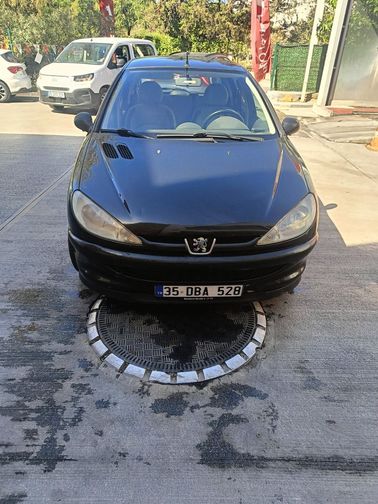 PEUGEOT 206