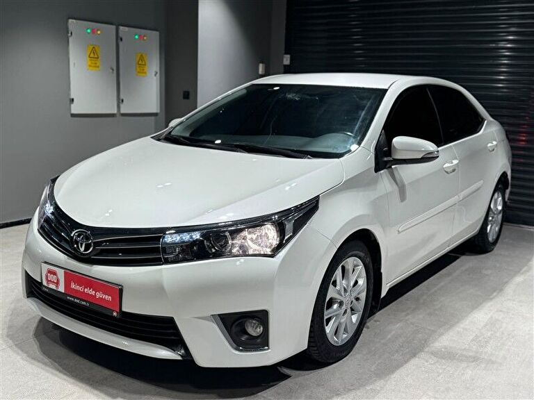 TOYOTA COROLLA