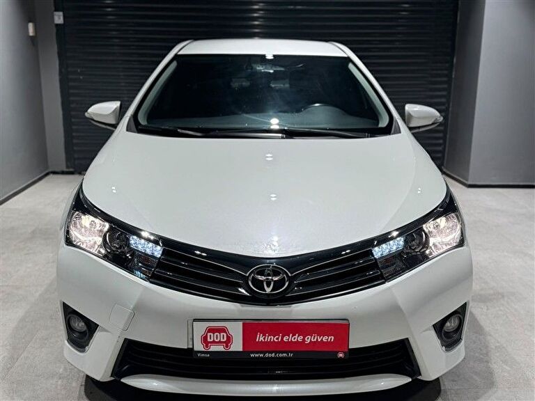TOYOTA COROLLA