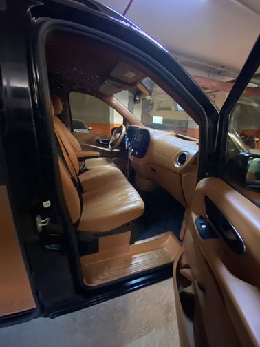 MERCEDES-BENZ VITO