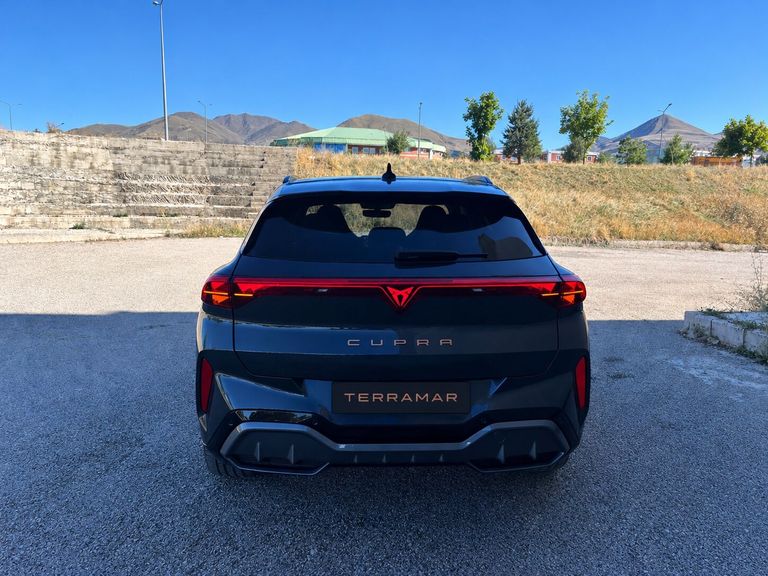 CUPRA TERRAMAR