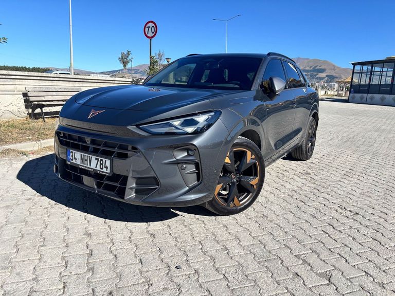 CUPRA TERRAMAR