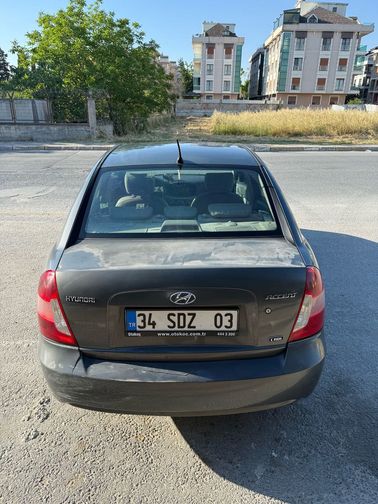 HYUNDAI ACCENT
