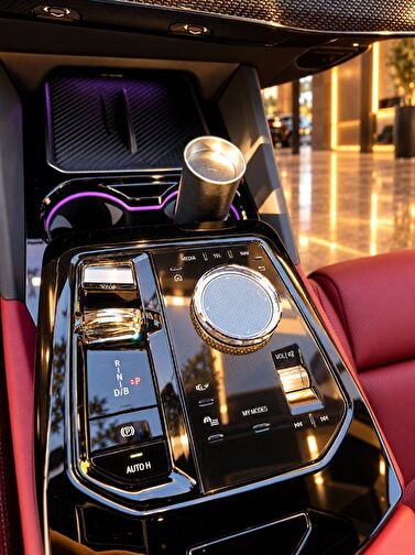 BMW I5