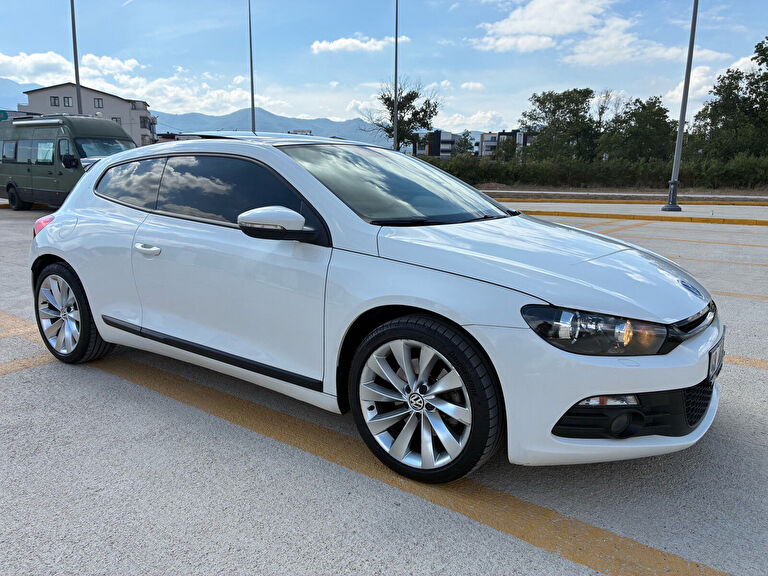 VOLKSWAGEN SCIROCCO