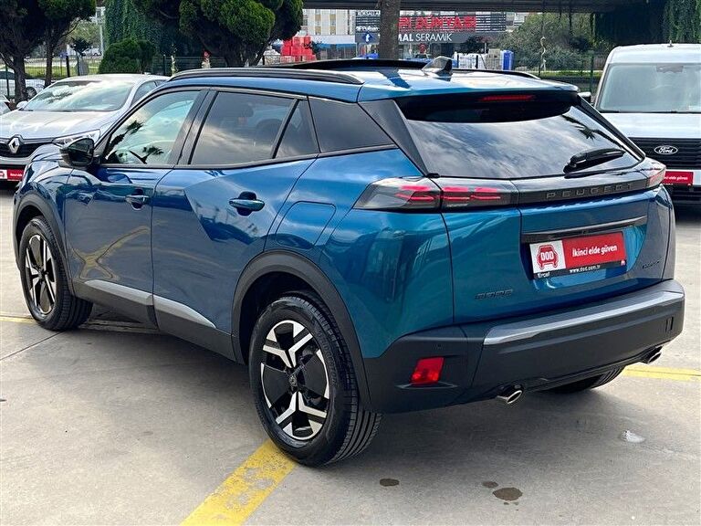 PEUGEOT 2008