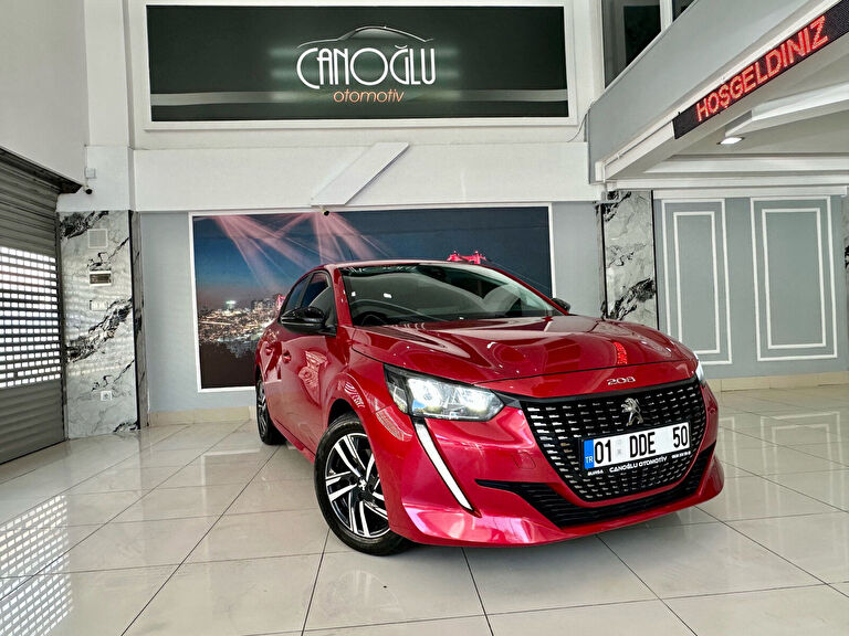 PEUGEOT 208