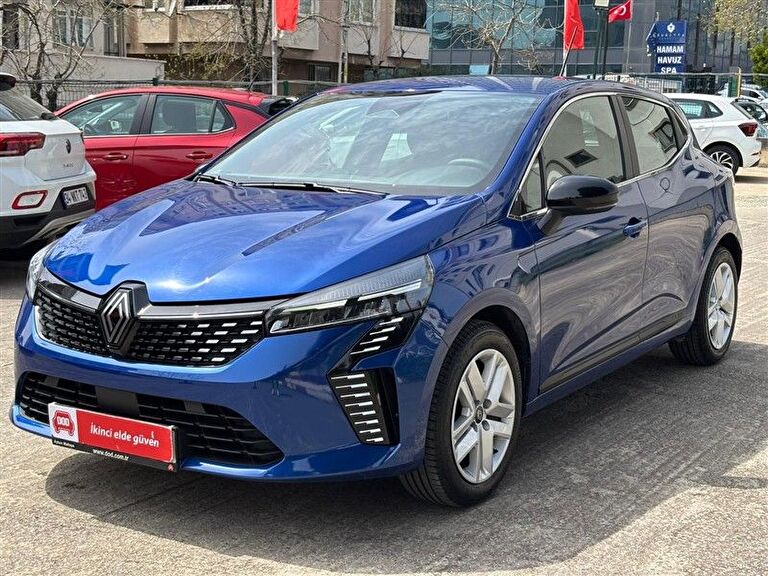 RENAULT CLIO