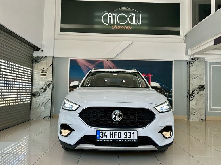 MG ZS
