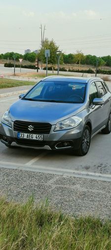 SUZUKI SX4 S-CROSS