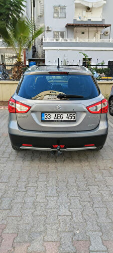 SUZUKI SX4 S-CROSS
