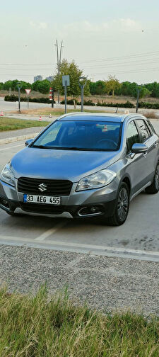 SUZUKI SX4 S-CROSS