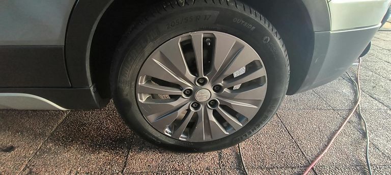SUZUKI SX4 S-CROSS