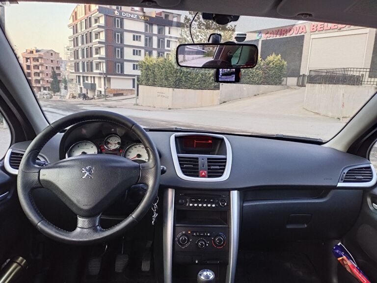 PEUGEOT 207 SW