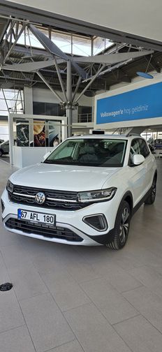 VOLKSWAGEN T-CROSS